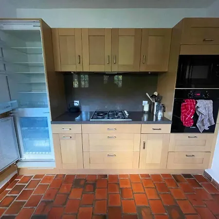 De 3 Chambres Avec Piscine Privee Et Jardin Clos A *