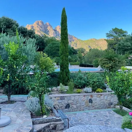 De 3 Chambres Avec Piscine Privee Et Jardin Clos A